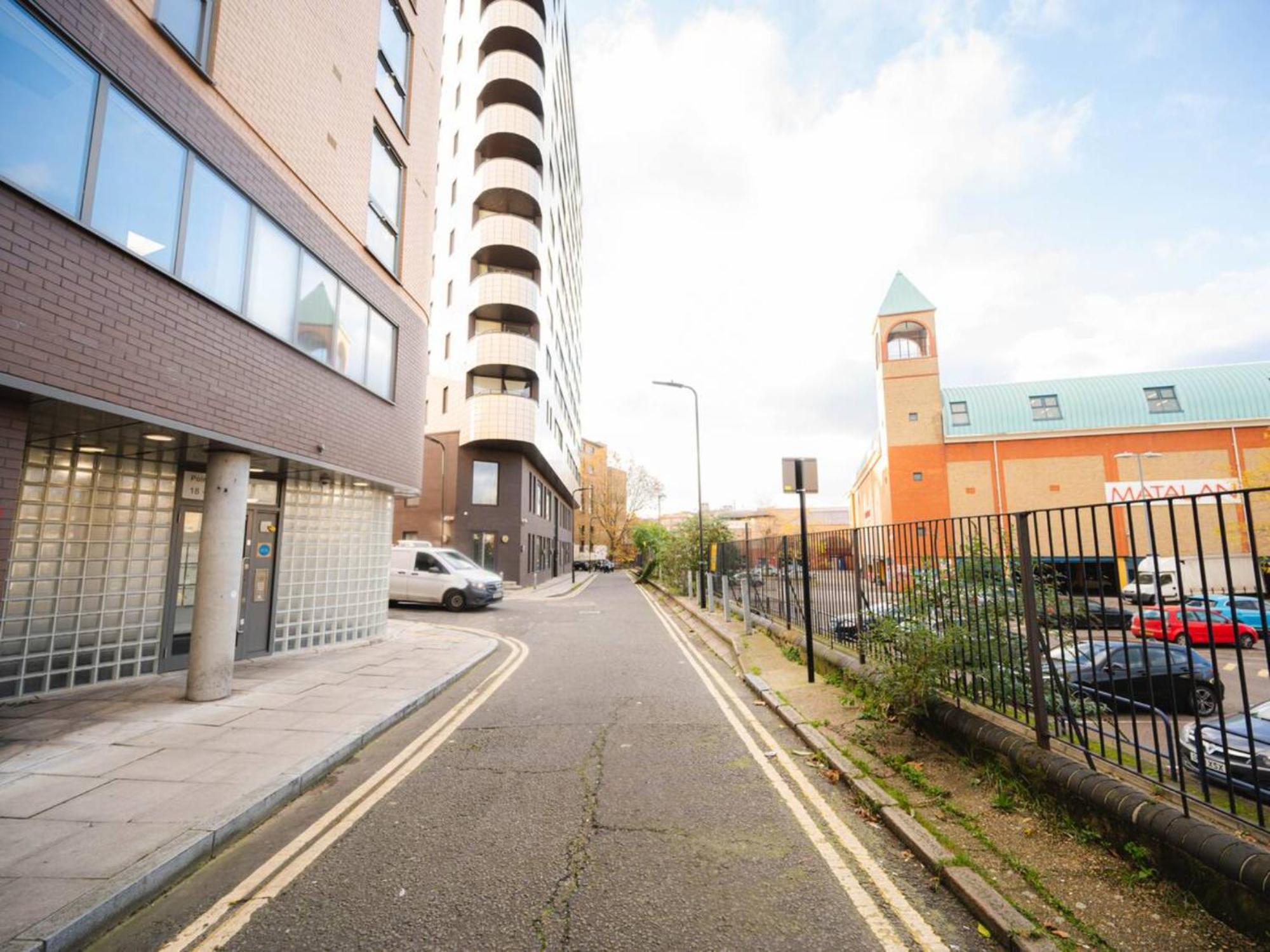 Pass The Keys Modern 2-bed With Private Balcony, Near Dalston Junction Station - Ideal Urban Retreat! Appartement