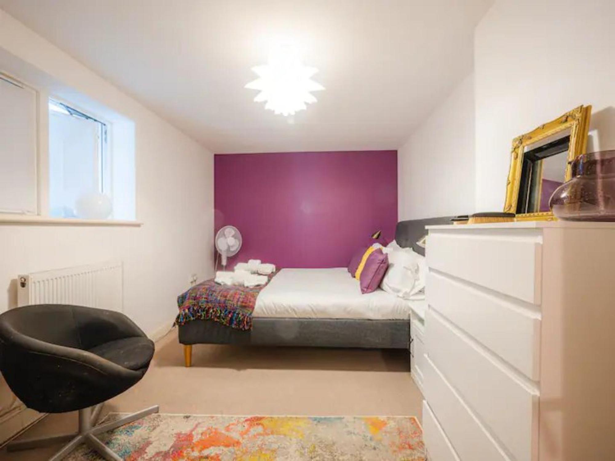 Appartement Pass The Keys Modern 2-bed With Private Balcony, Near Dalston Junction Station - Ideal Urban Retreat! Londen
