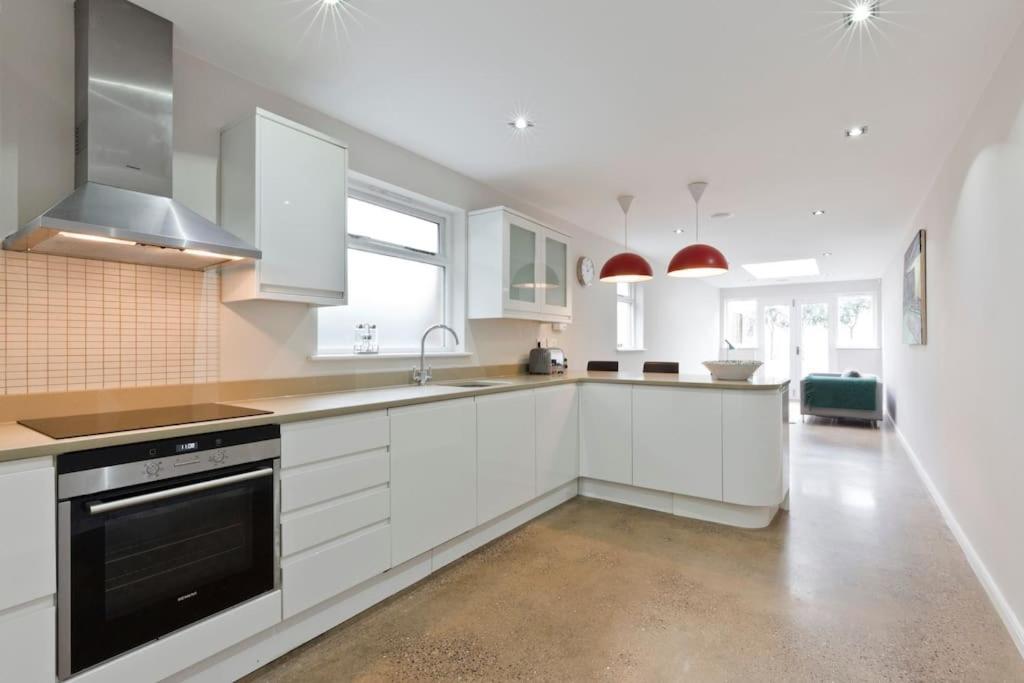 Casa vacanze Modern Town House In Barnes, West *