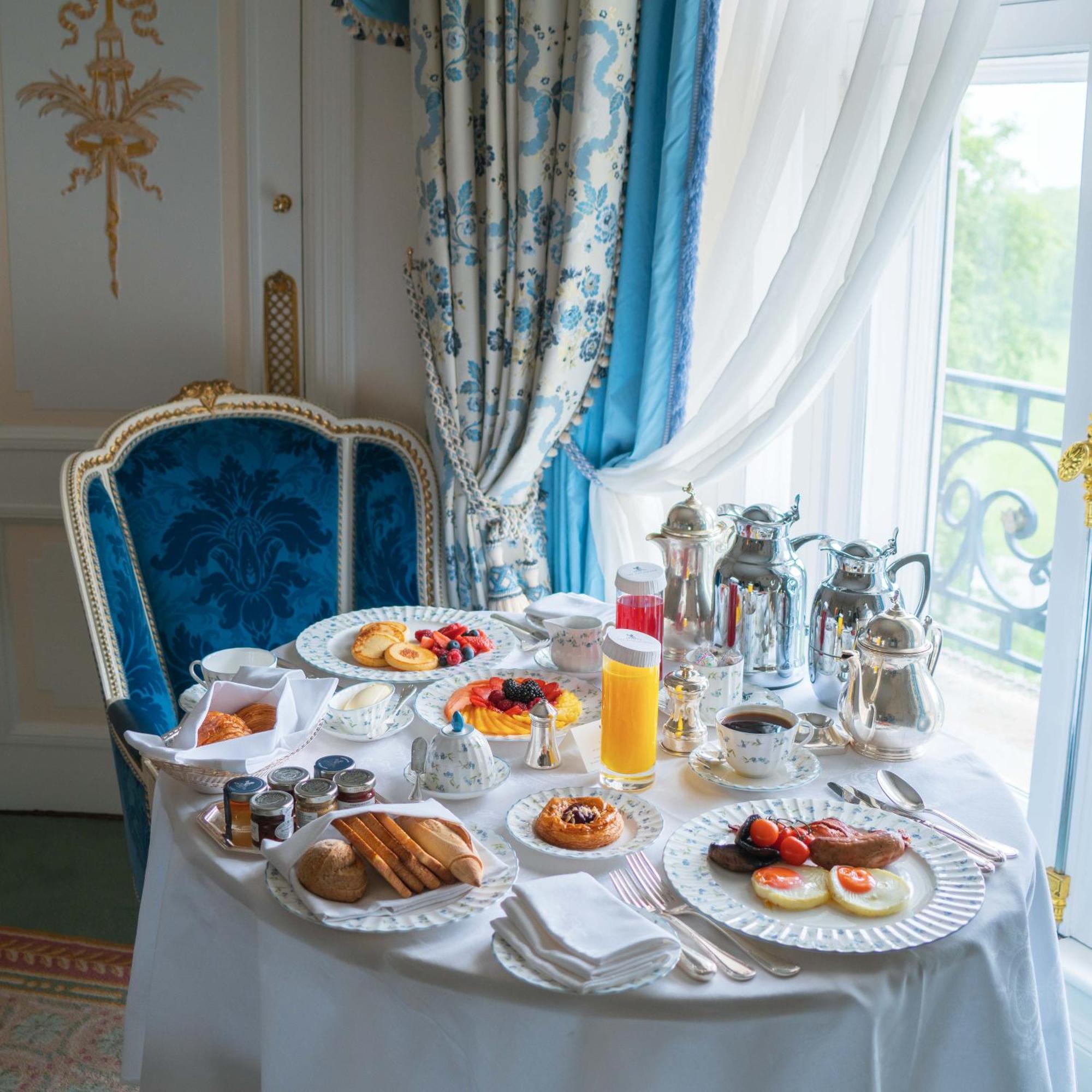 The Ritz 5*