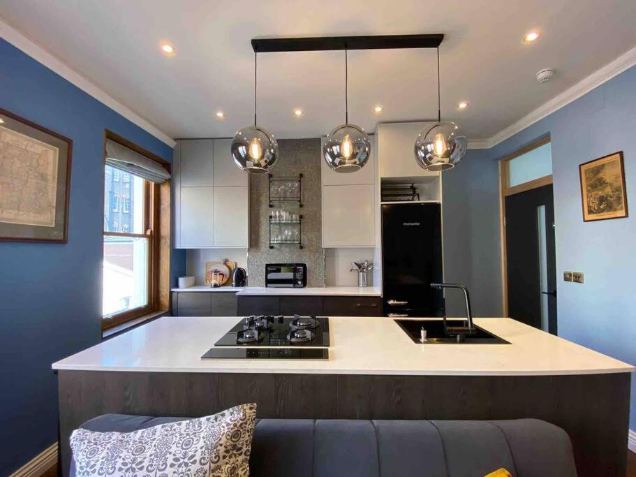 Prime Location, 5* Marylebone: Gem Appartement Londen