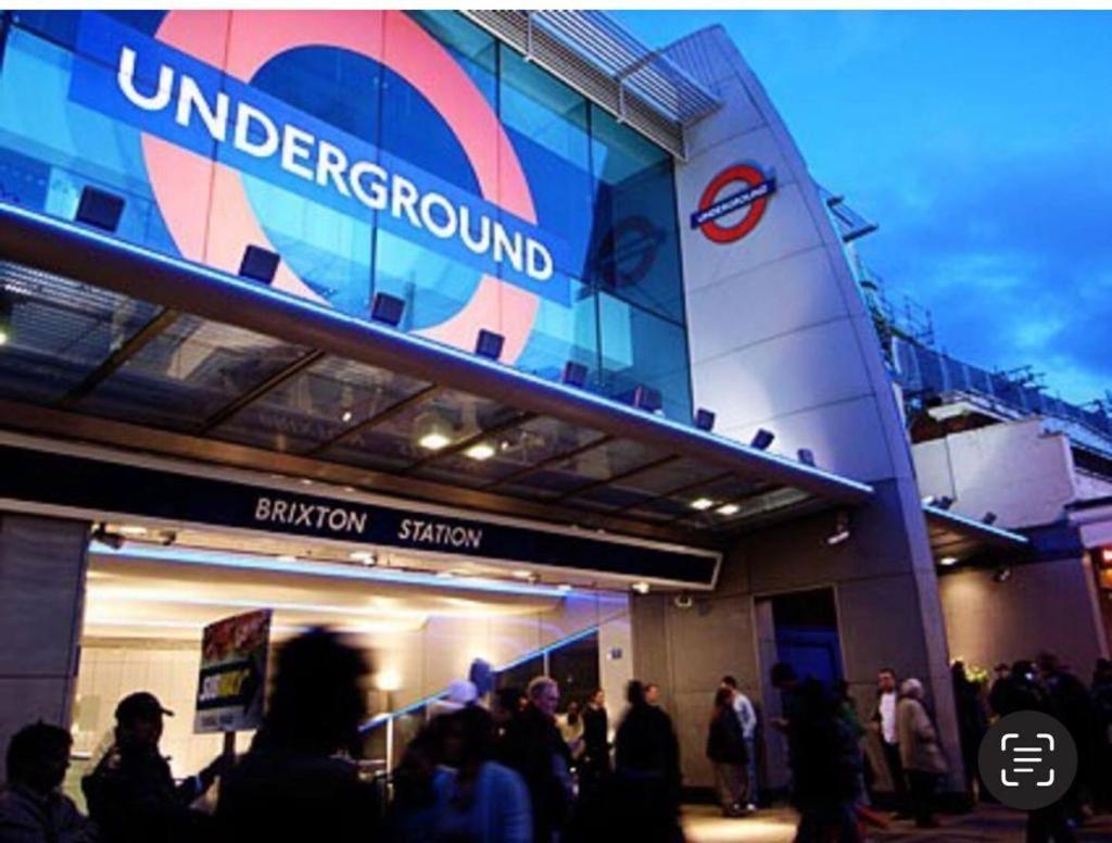 Stylish 2 Bedrooms Flat Sleeps 6 & Garden Zone 2 Cls * Londen