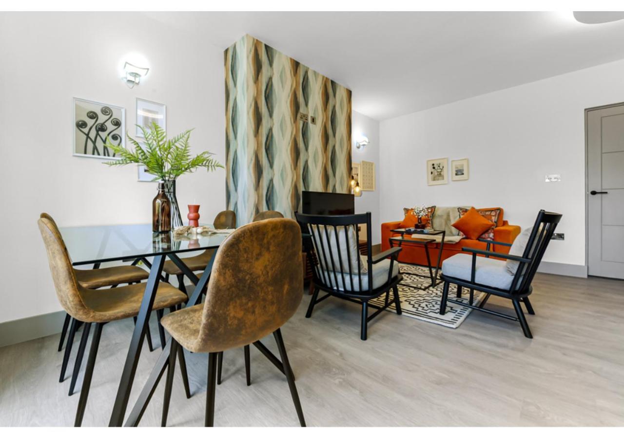 Modern Comforts 2 Bd Flat - Sleeps 5 Appartement Londres