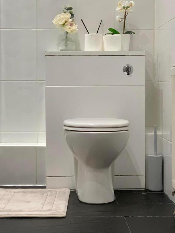 2 Bedroom Tower Bridge With Free Secure Gated Parking - Perfect For Long Appartamento