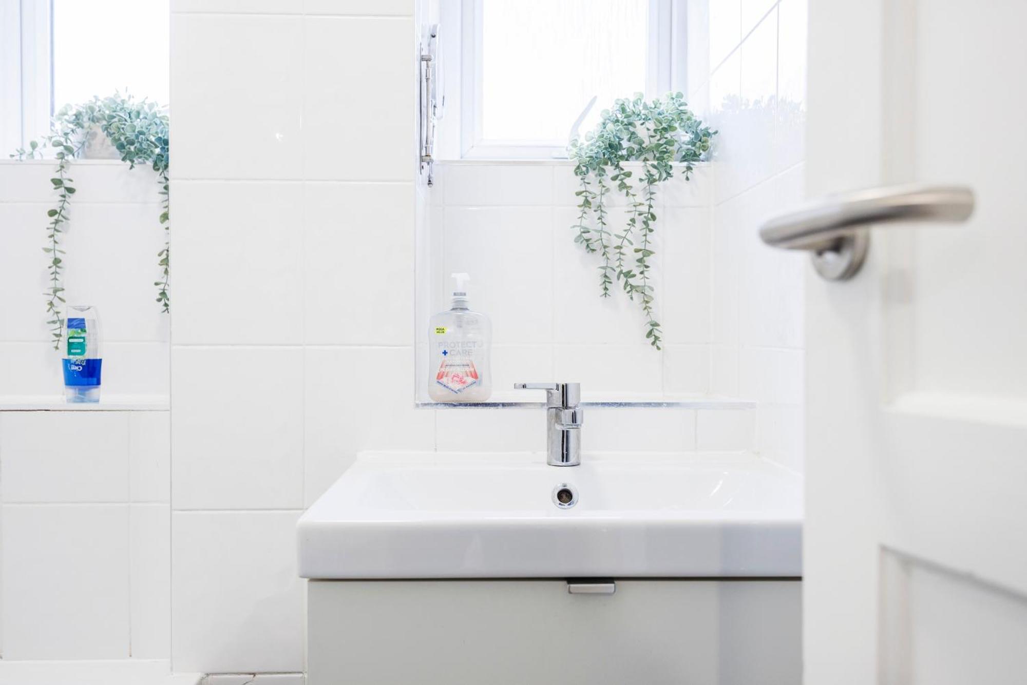 3 Bedroom Flat Near Old Street Appartamento