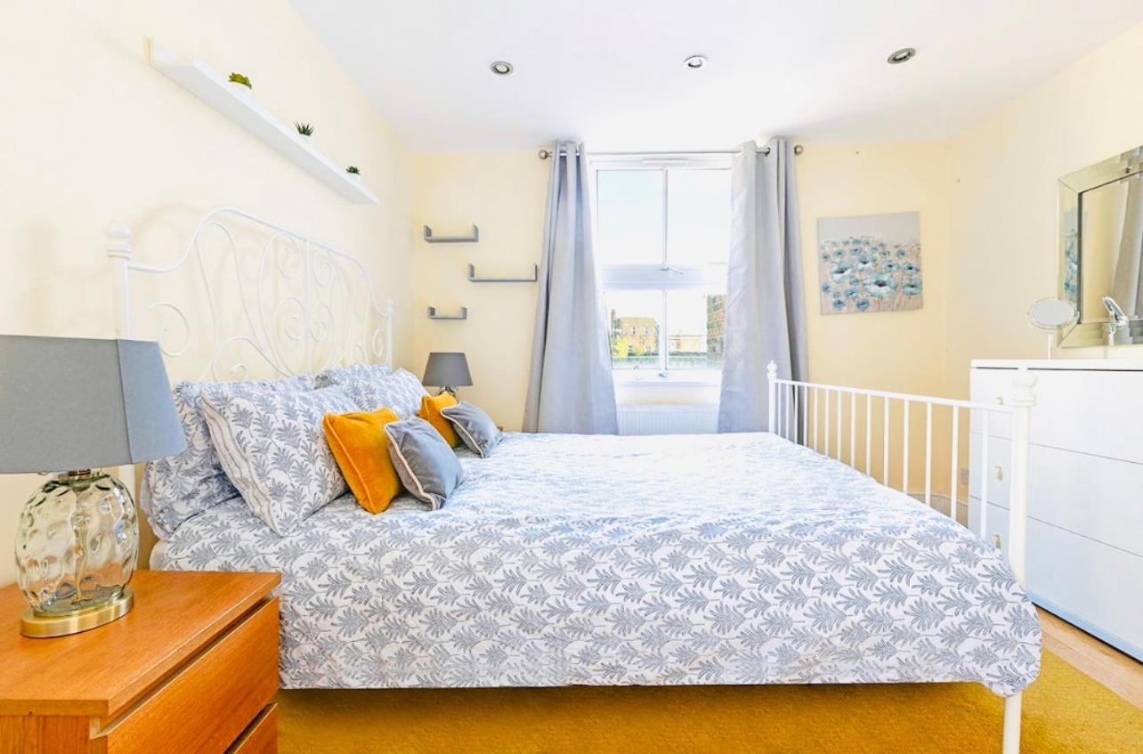 Lägenhet Charming Apartment, Sleeps 4- 15 Mins To