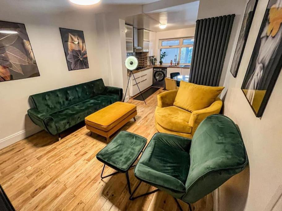 East Townhouse By Harlington Leilighet London