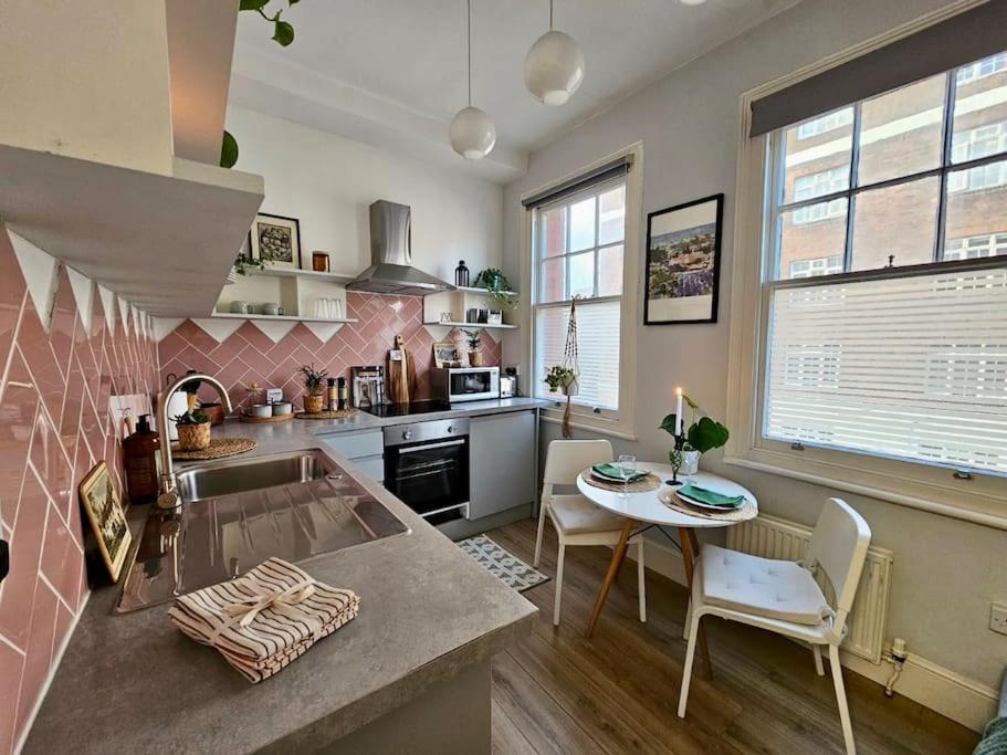 Beautiful And Spacious Flat Appartamento *