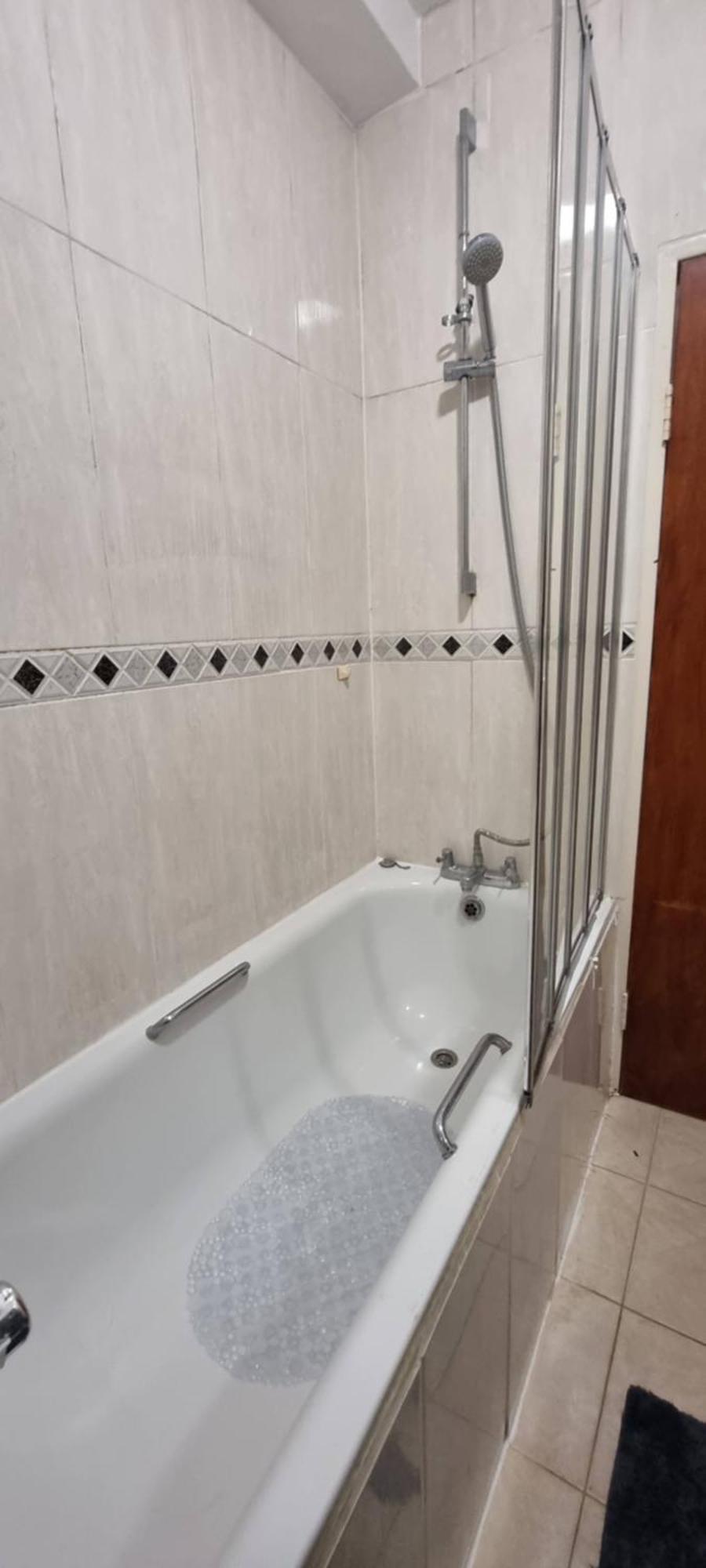 4-bed In Londra