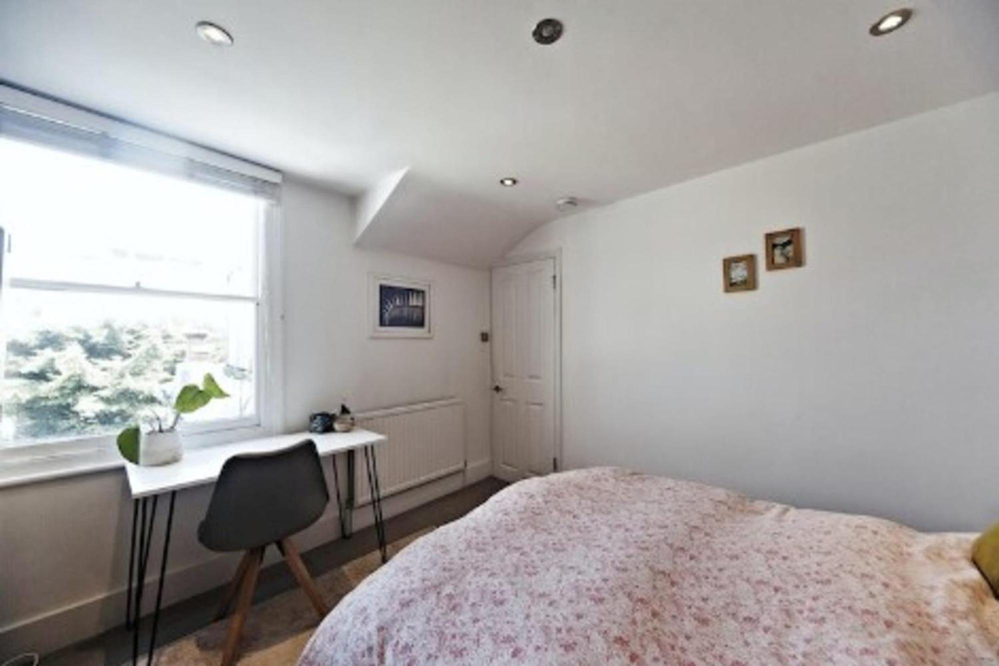Chic 3bd Maisonette Wroof Terrace - Wandsworth! Lägenhet *