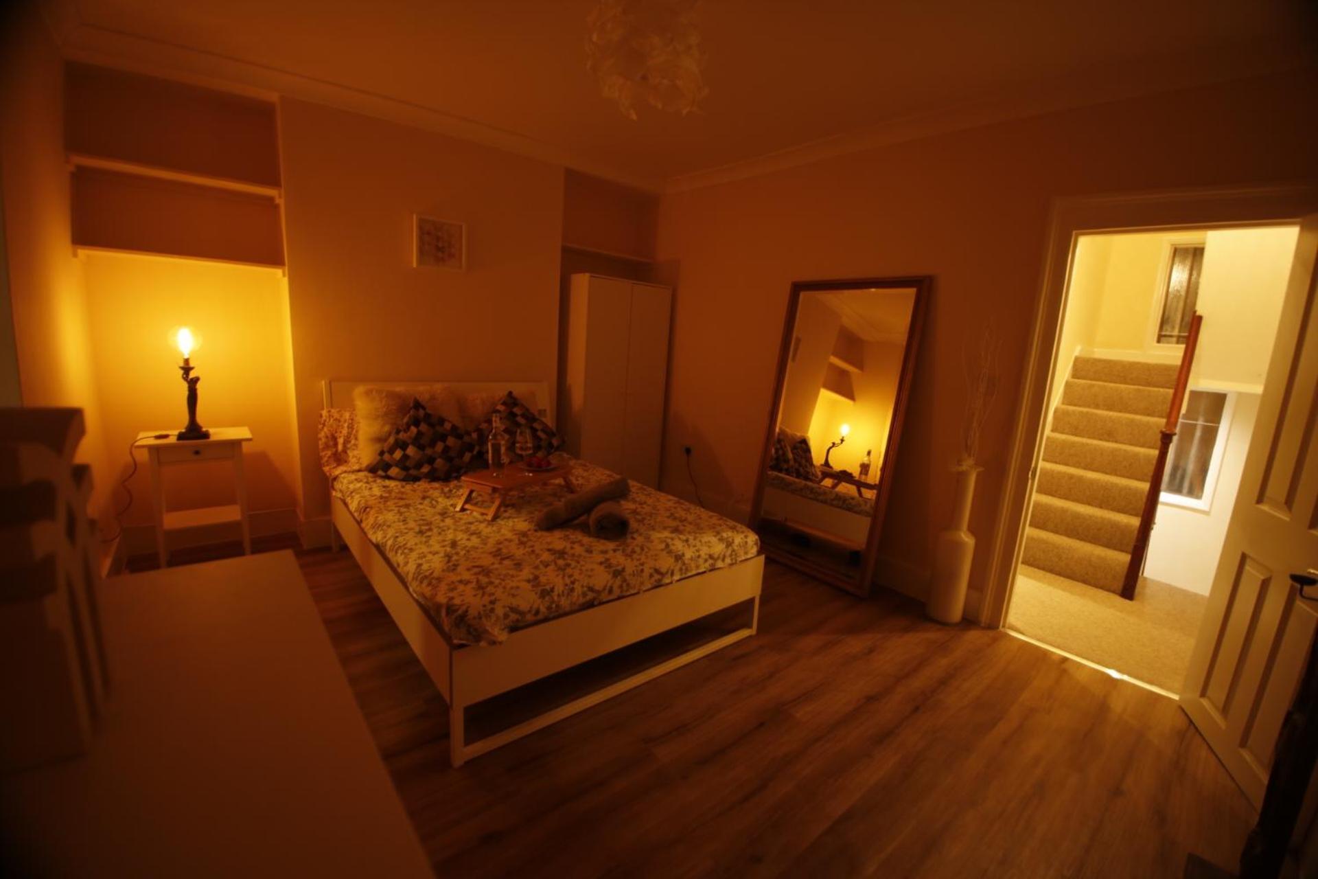Cosy Camden 2 Bedroom With Terrace *
