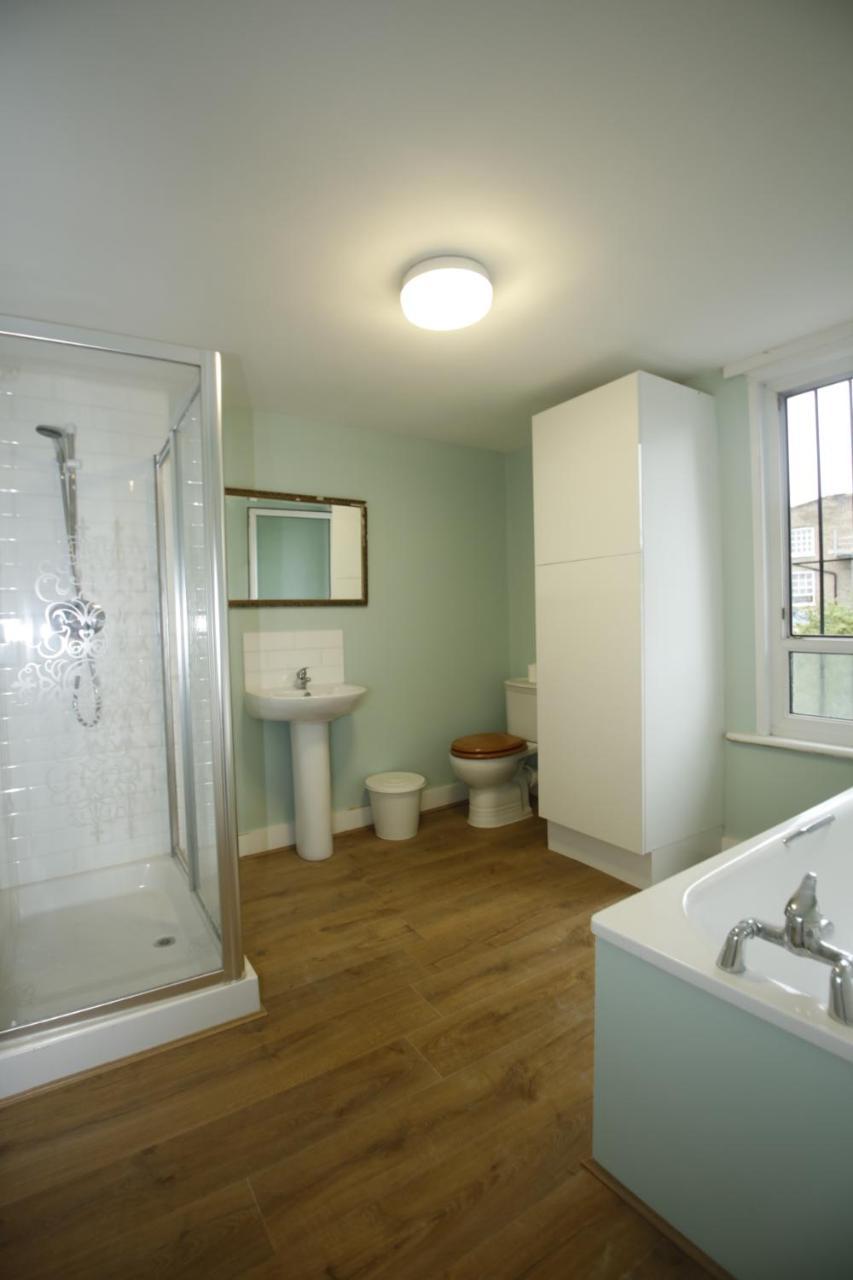 Cosy Camden 2 Bedroom With Terrace * London