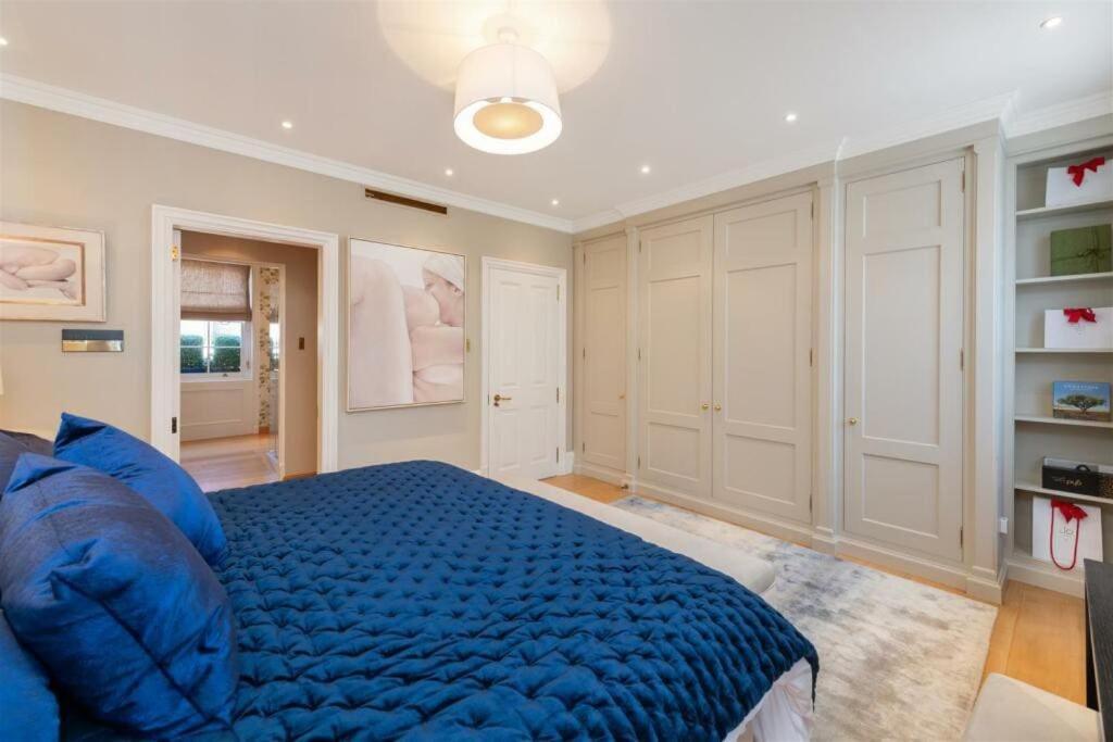 Lägenhet Elegantly Designed Belgravia Townhouse London