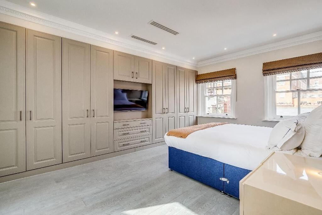 Lägenhet Elegantly Designed Belgravia Townhouse *
