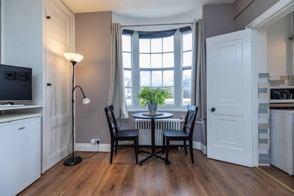 Modern Next To Hyde Park * Londen
