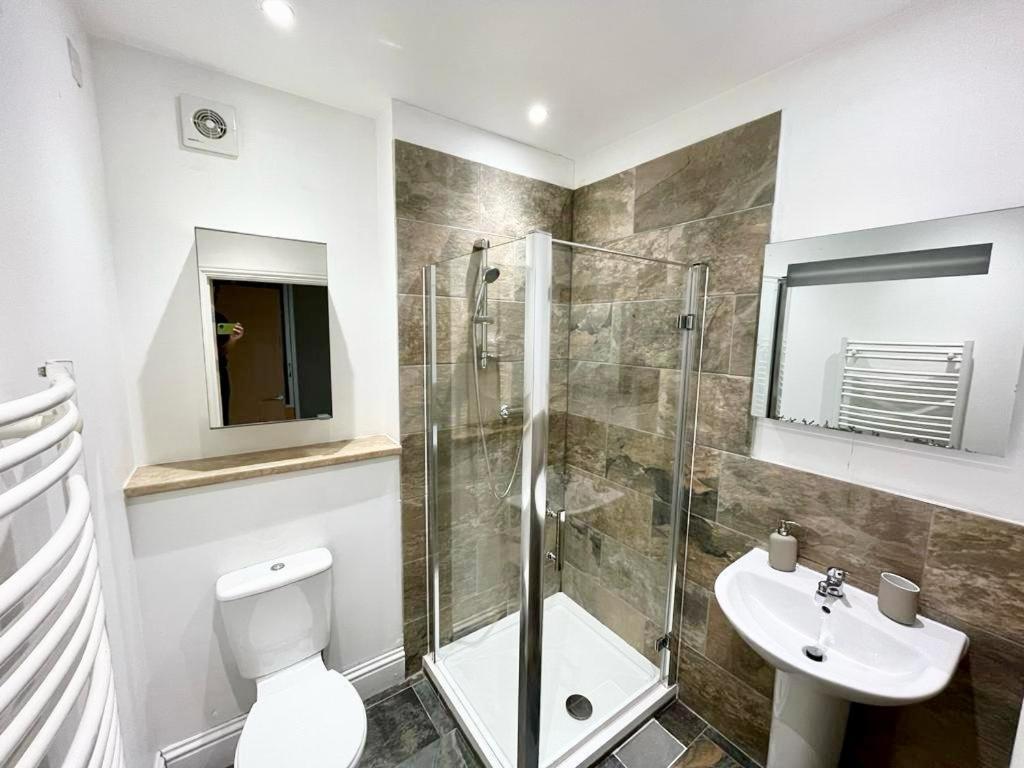 Apartment Modern Flat Near Transports London