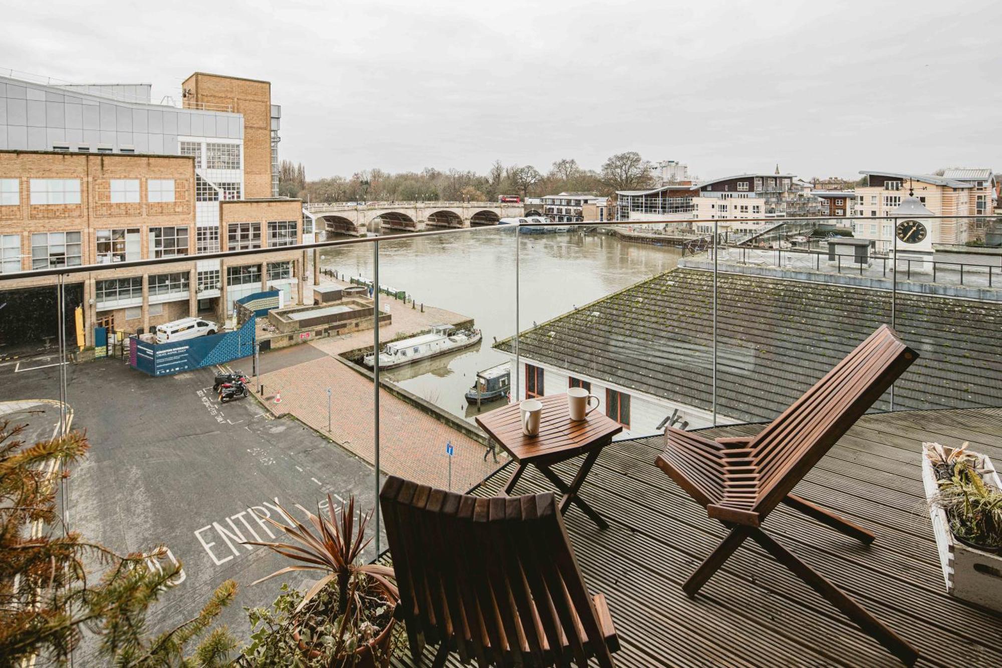 Lejlighed 2bed Flat With The View/kingston *