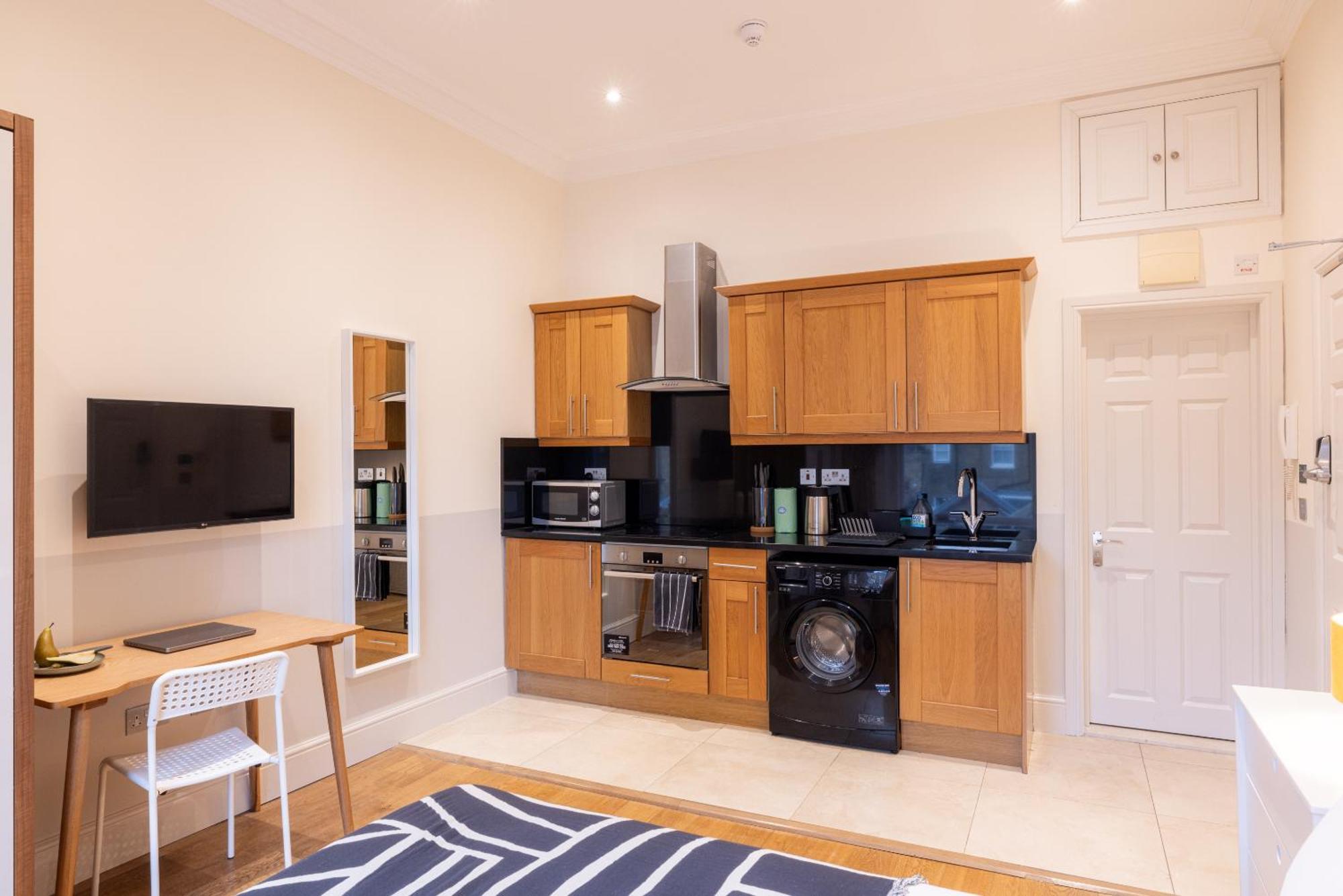 The Courtfield - Serviced Apartment