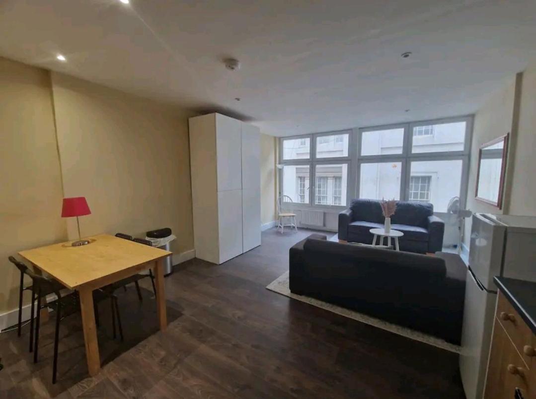 Affordable In Shared Flat, Bridge Privat overnatting London