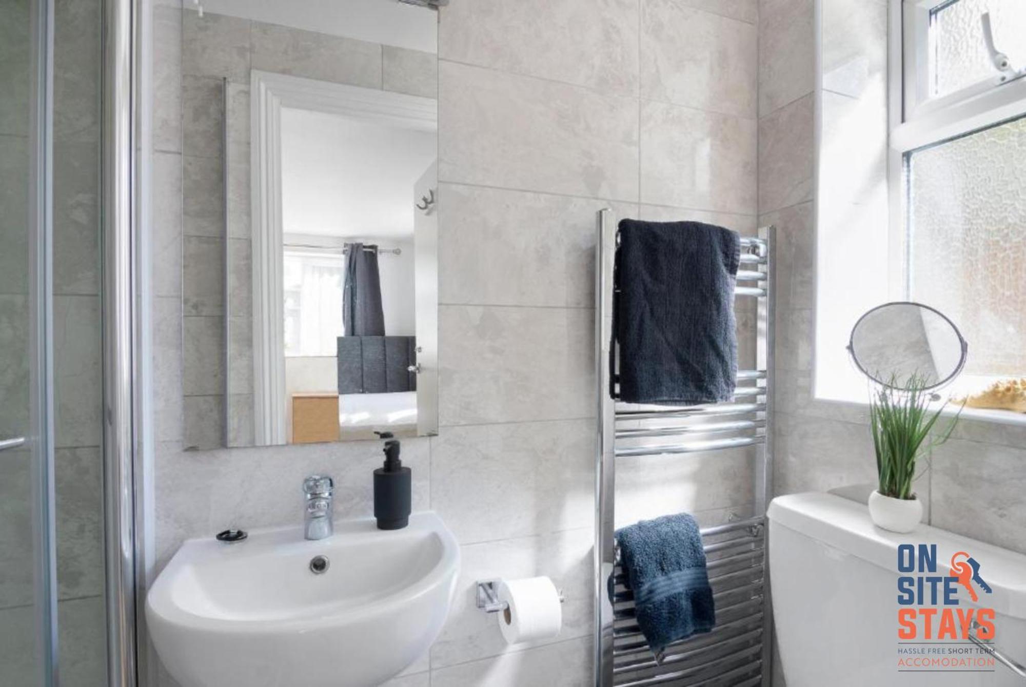 Appartement Onsitestays - Tranquil 2 Bedroom With Large Kitchen, Private Garden Near Wimbledon Station