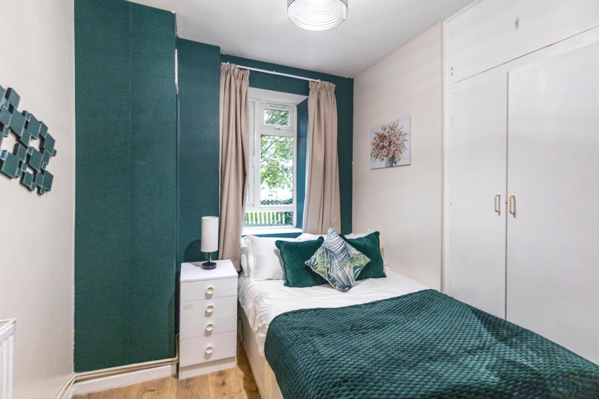 3 Bedroom Flat Near Finsbury Park, Manor House Station Appartement Londen