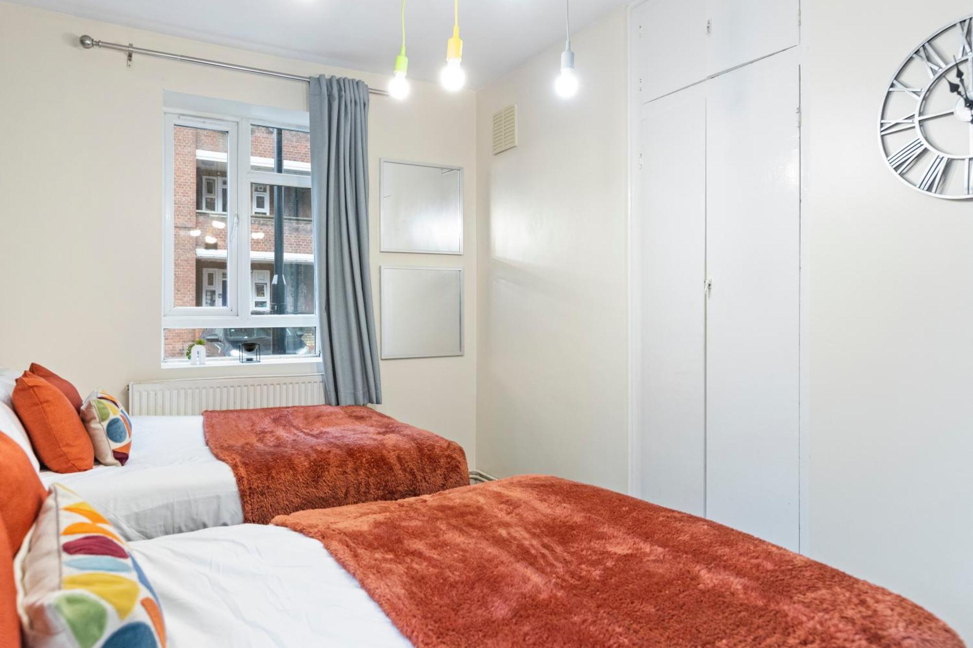 3 Bedroom Flat Near Finsbury Park, Manor House Station Appartement