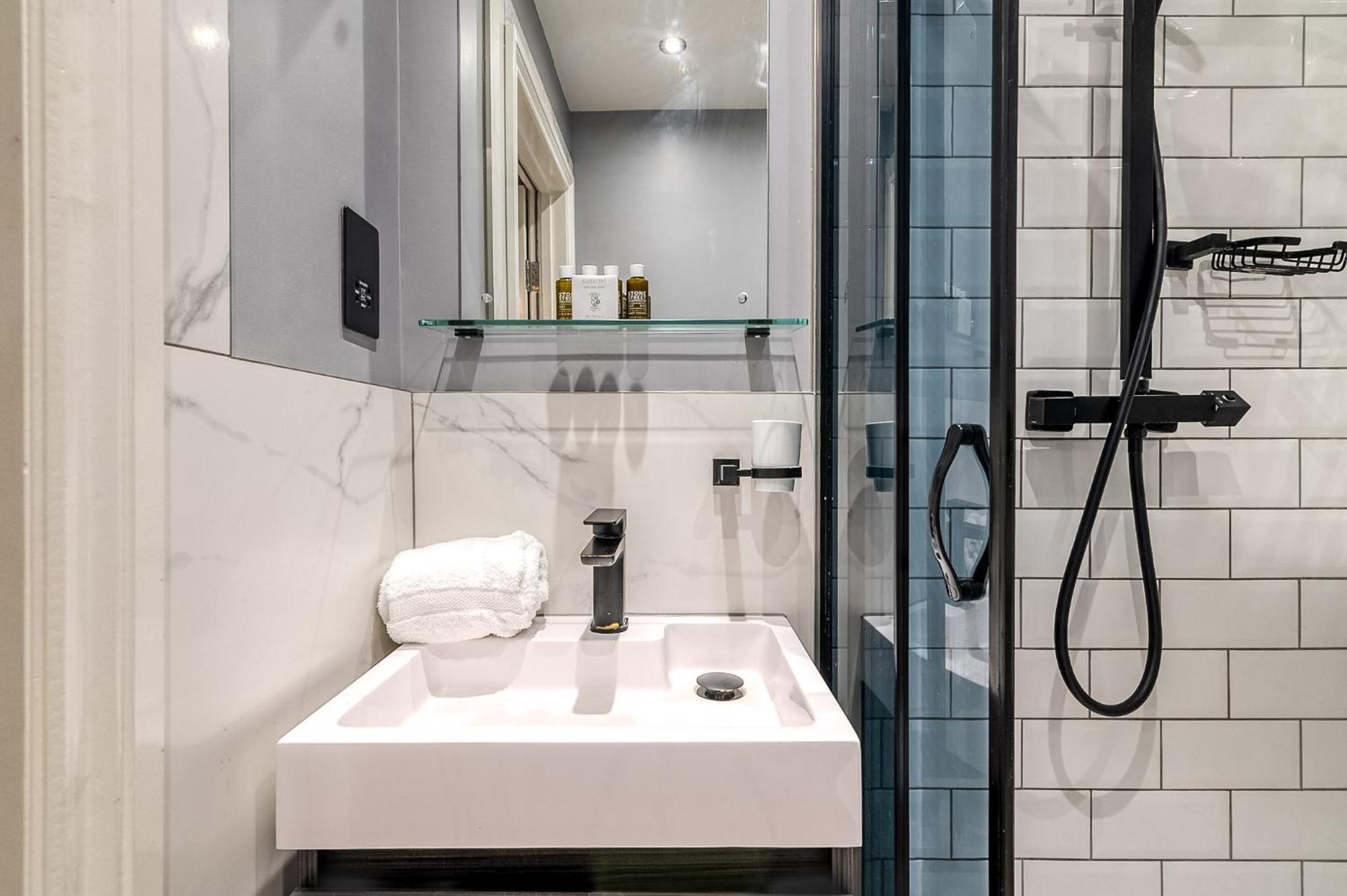 Kensington - Warwick Road Lejlighedshotel 3*