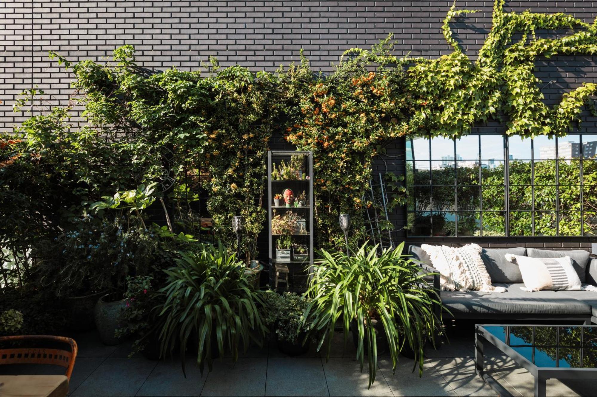 Luxurious Penthouse, Expansive Wrap-around Terrace Leilighet