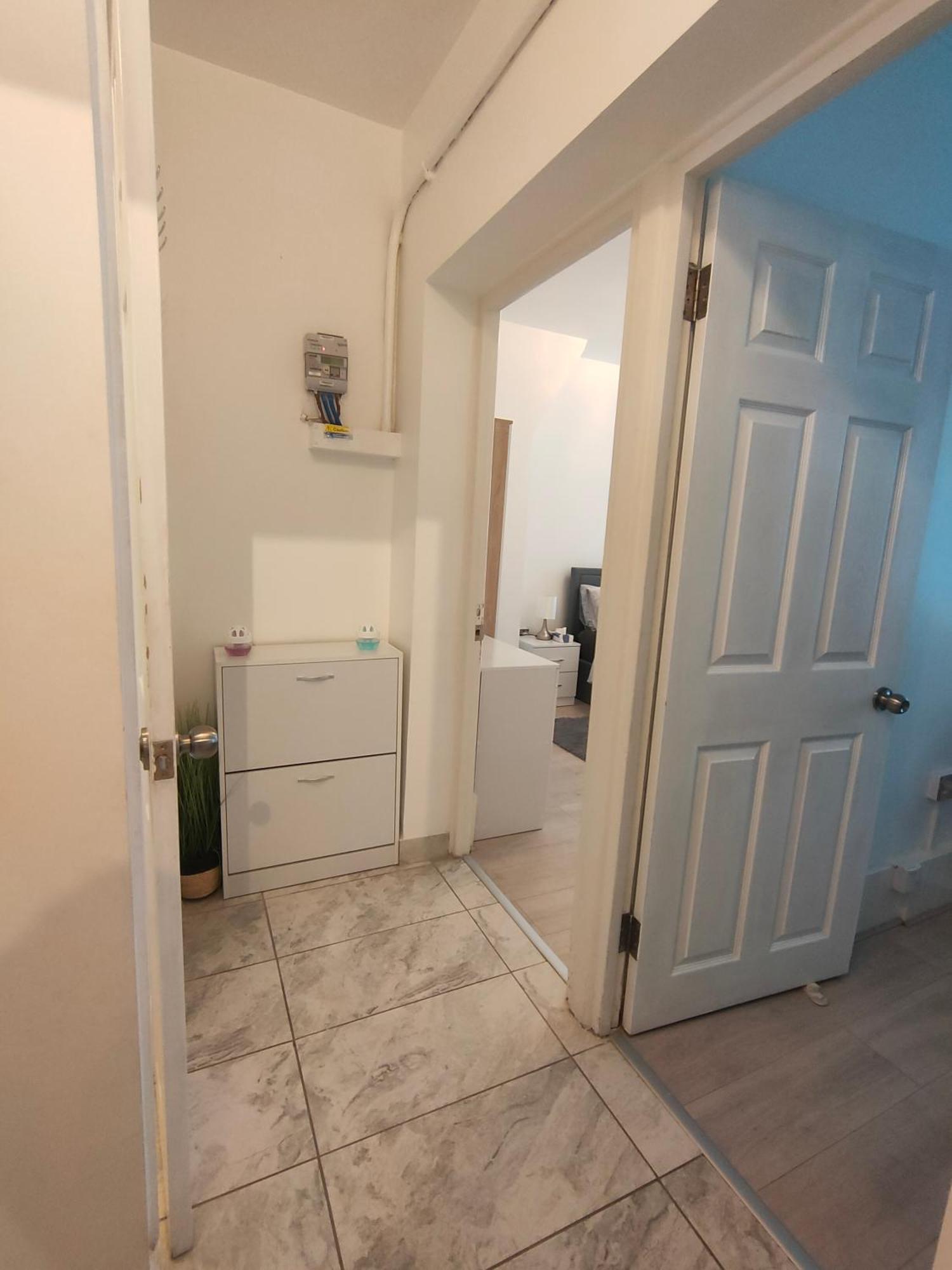 New Look Flat In Waterloo *