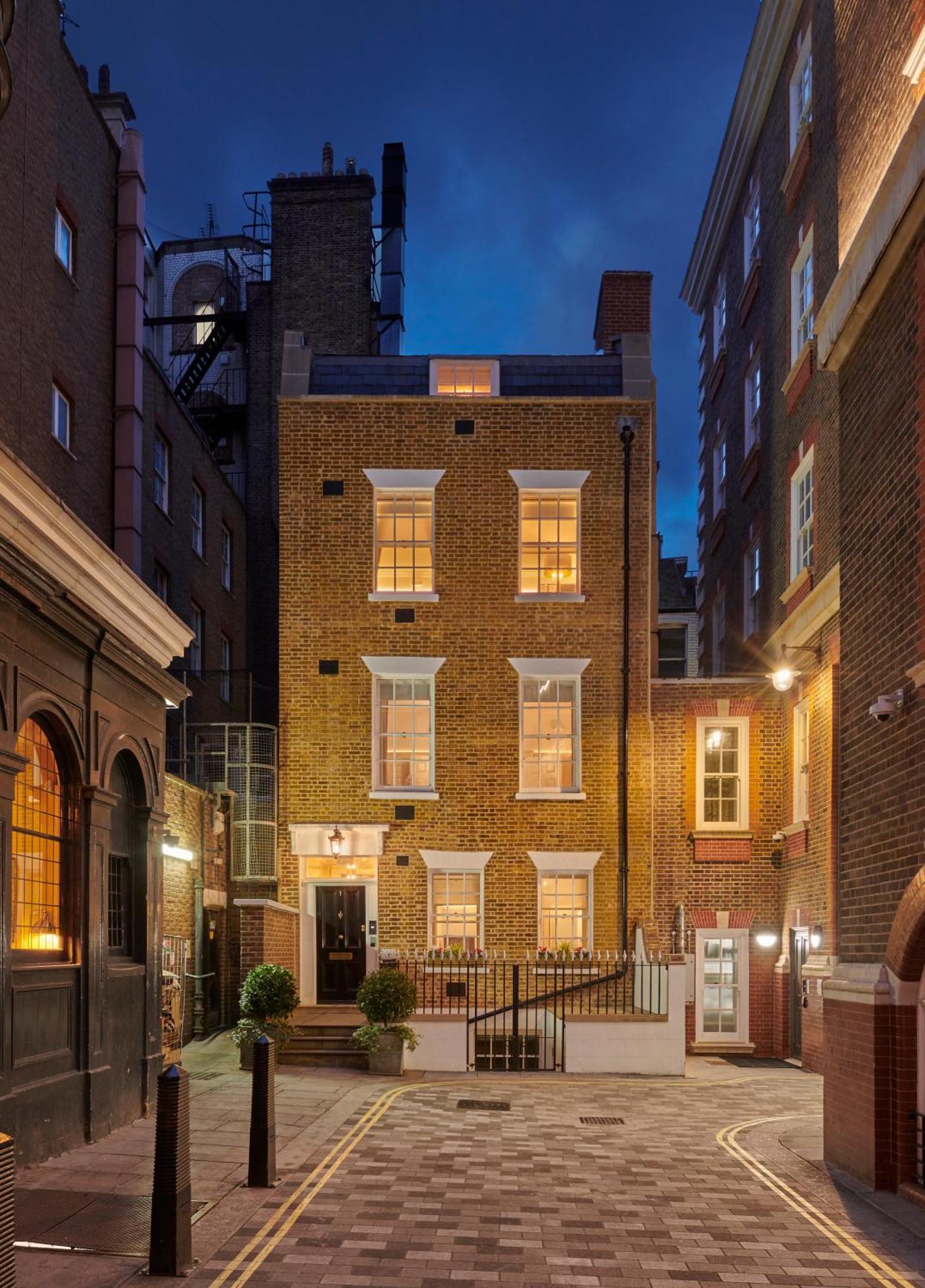 Great Scotland Yard Hotel, Part Of Hyatt Hotell London