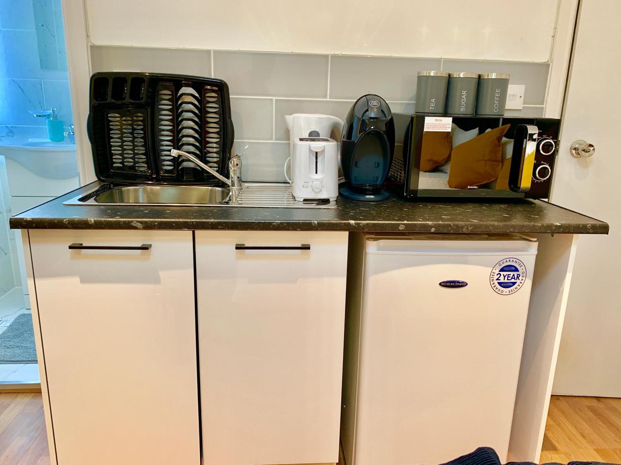Lejlighed Apartments, Private Bathroom, Kitchenette, Parking, Np6 London