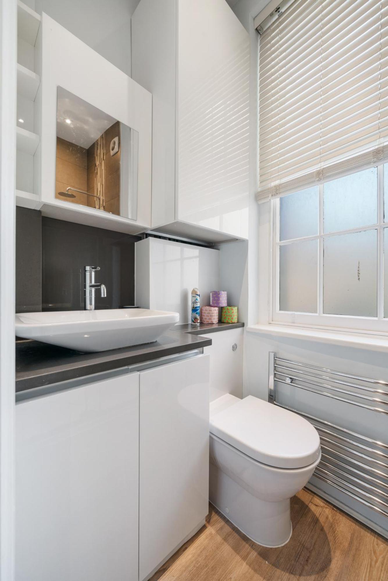 Superb One Bedroom In Soho Appartement *