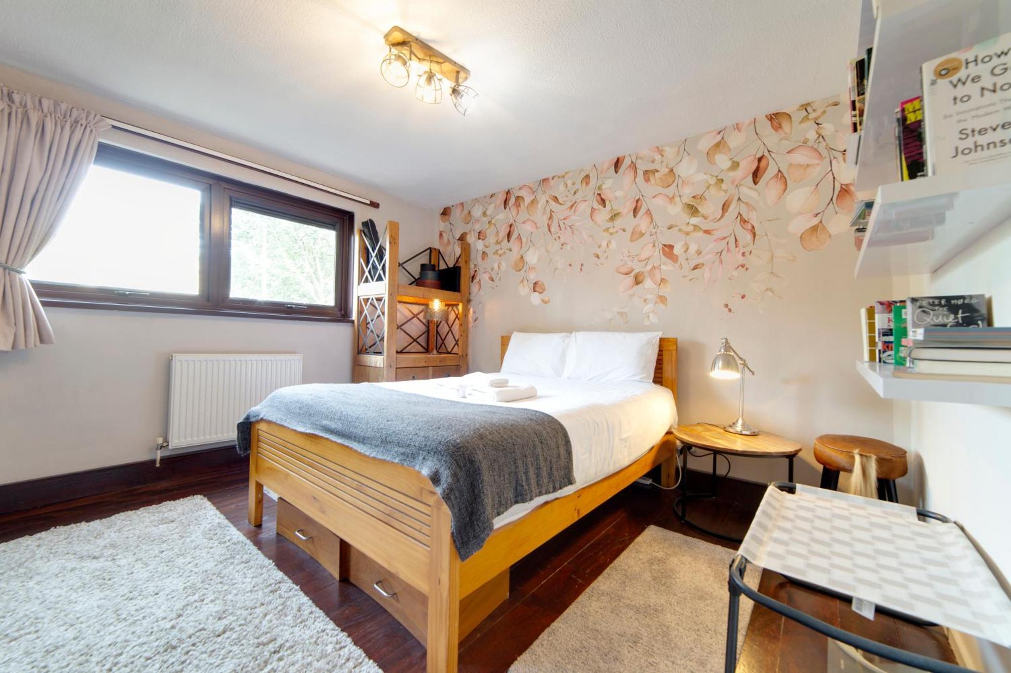 Pass The Keys - Modern Flat In North * London