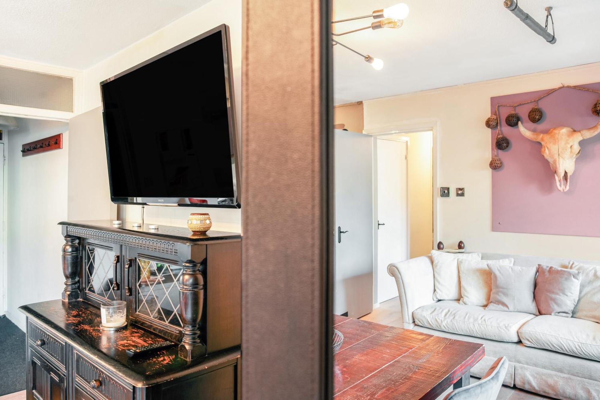 Pass The Keys - Modern Flat In North Apartment *