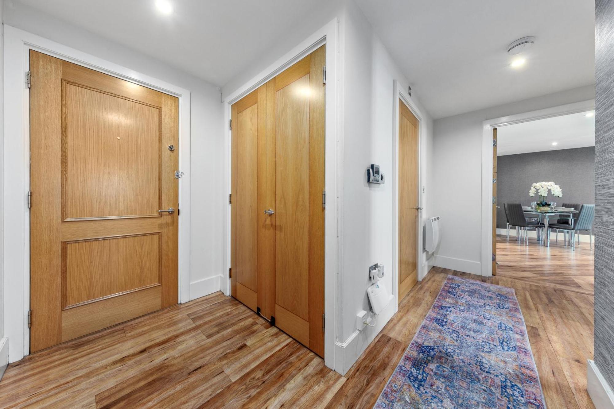 Vauxhall Large 2bedroom With Amazing River View Panoramic Balcony Lägenhet