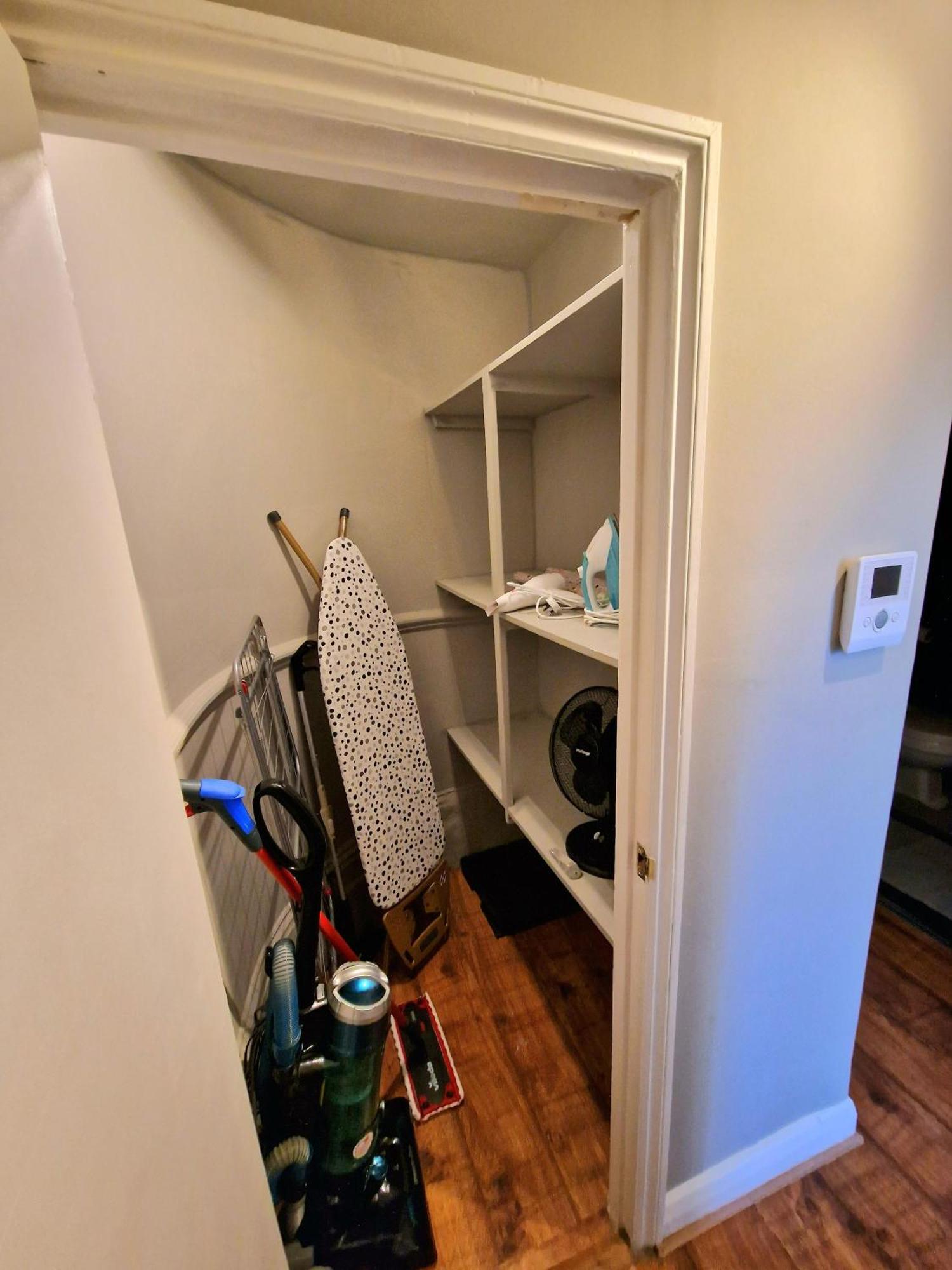 Beautiful Victorian In Hyde Park By Tube Stations - No Stairs Appartement Londen