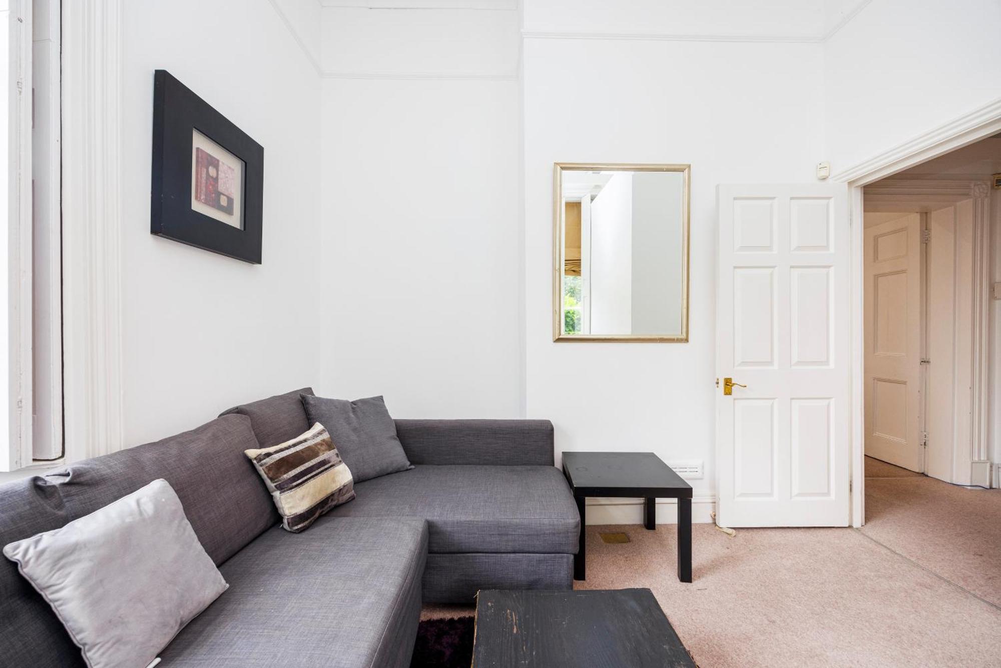 Mansion House With Spacious Close To Excel And Canarywharf * Londra