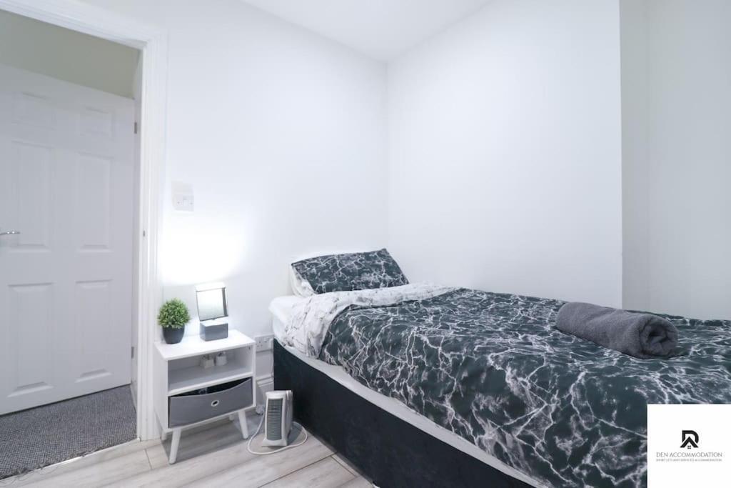 Den & Short Lets Greenwich - 3 Bed House Appartement