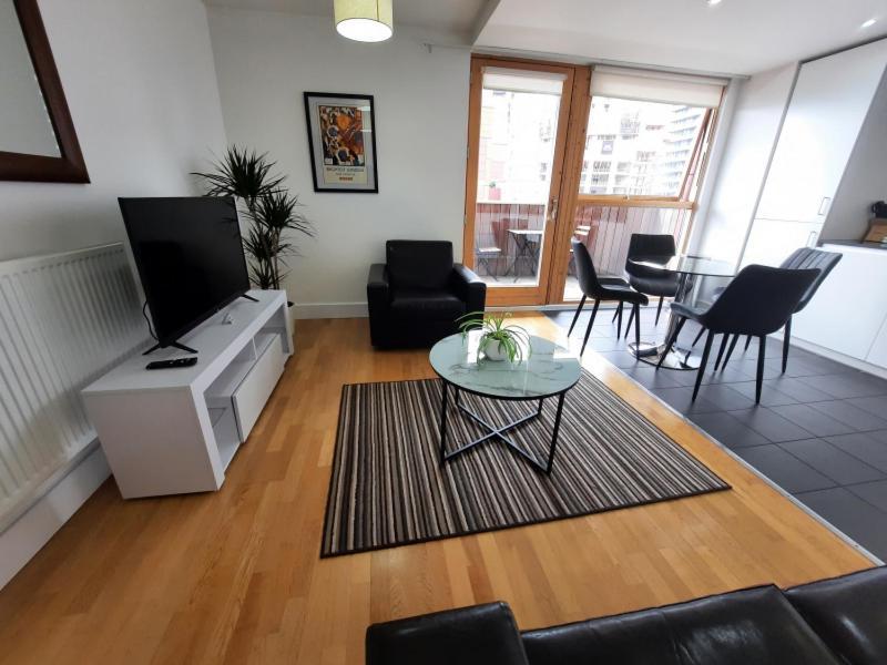 Cubo Canary Wharf Apartment *