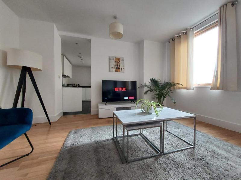 Cubo Canary Wharf Apartment London