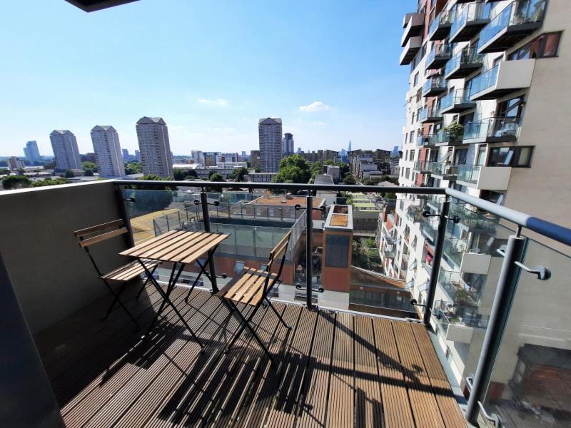 Cubo Canary Wharf * London