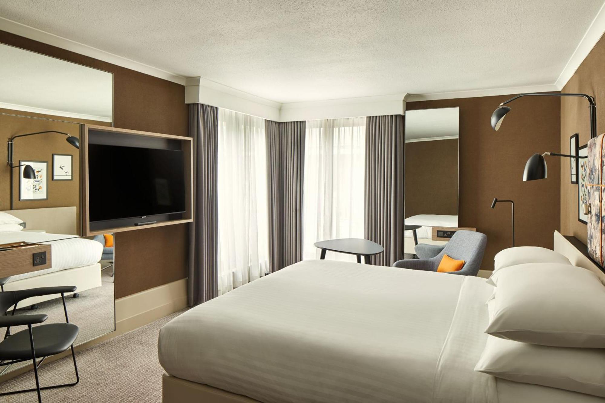 Marriott Regents Park Hotel 4*