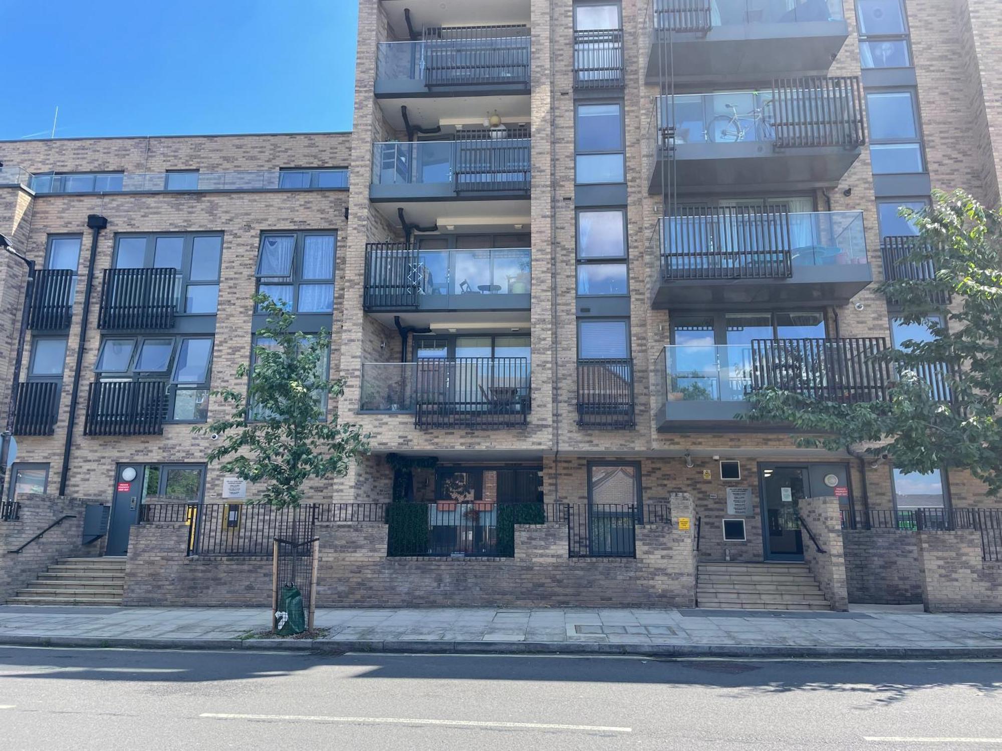 Appartement Modern Luxe Just 10 Mins From Tower Bridge! Easy Access To Tube And Bus