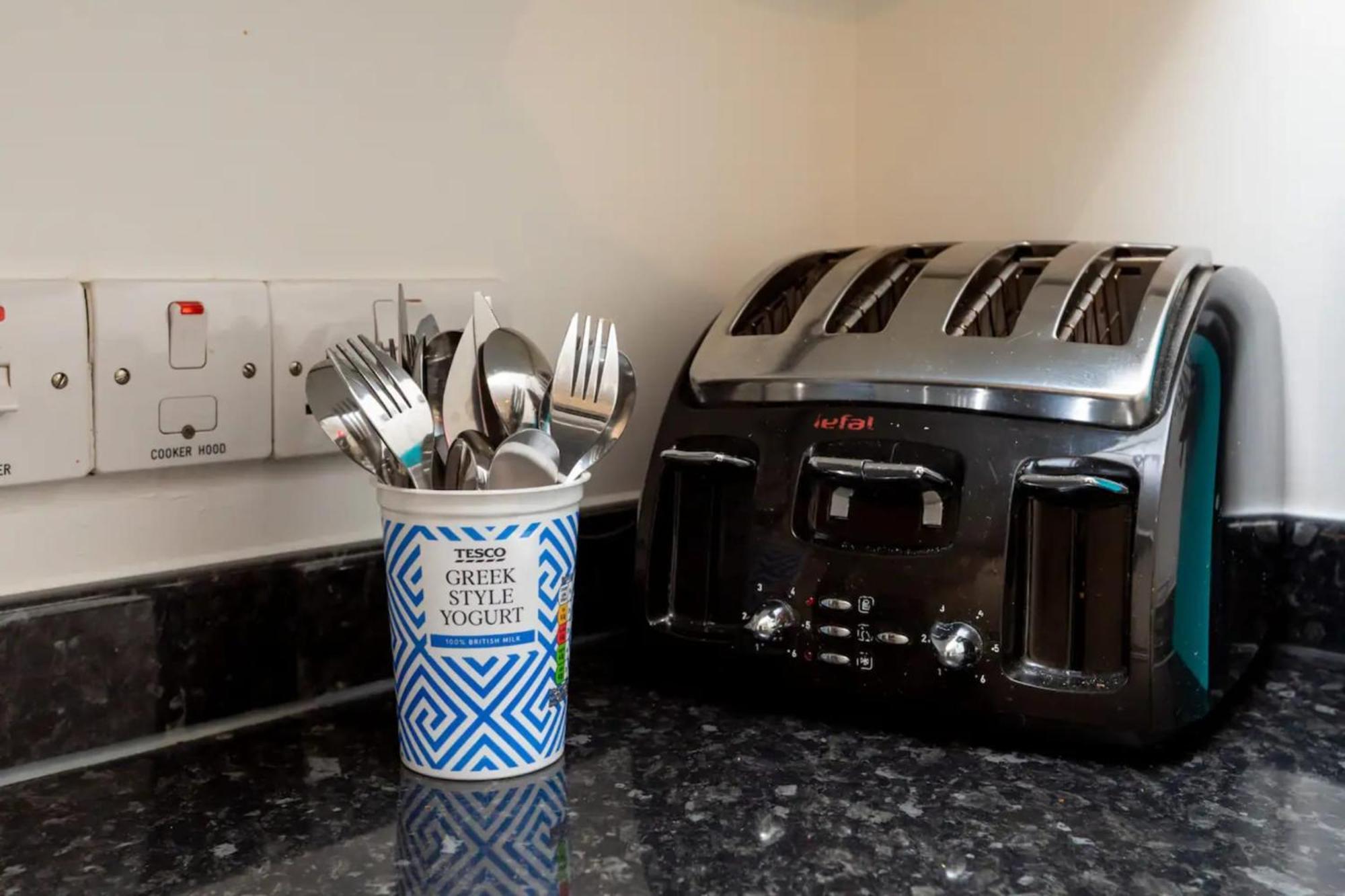 Bright & Airy 1 Bedroom In Trendy Peckham Appartement Londen