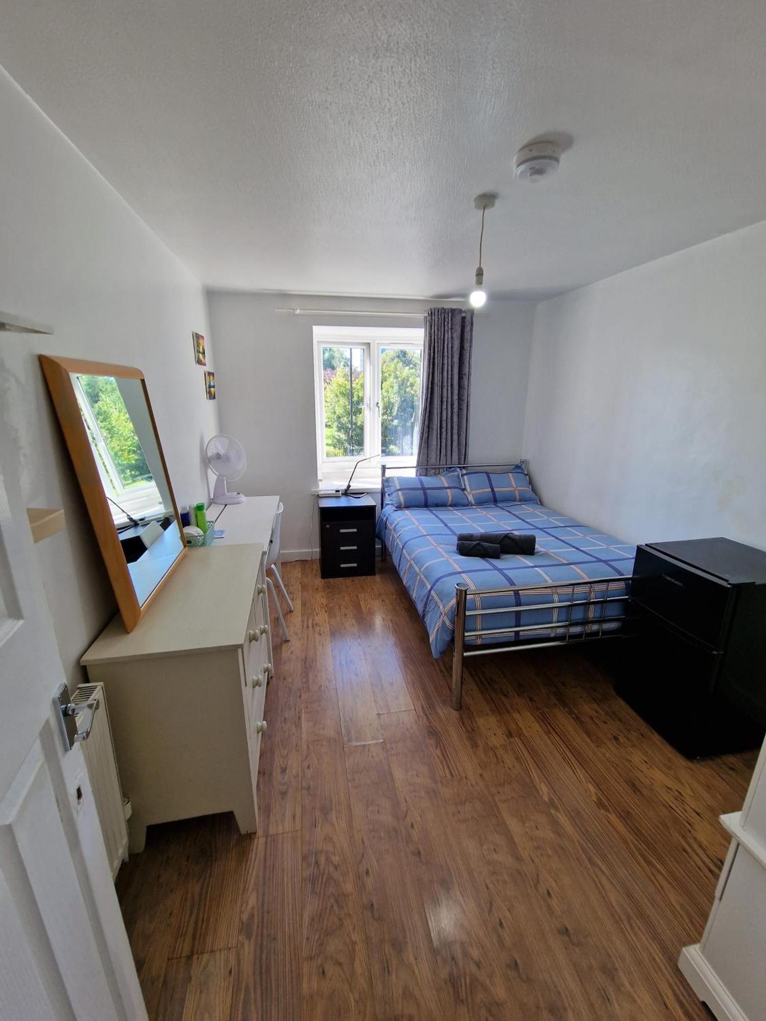 Cozy Double Bedroom In Zone 1-2 * London
