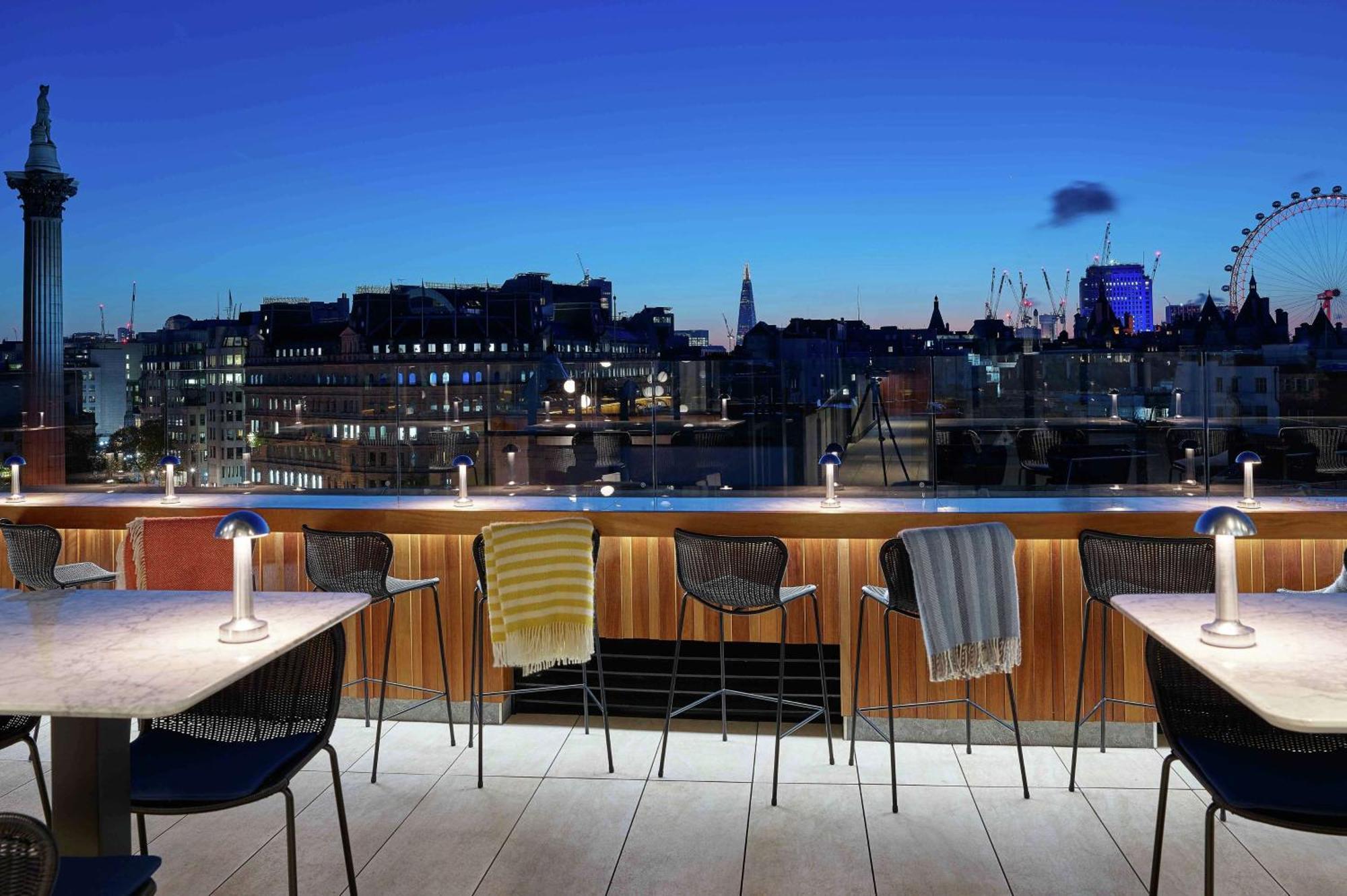 The Trafalgar St. James, Curio Collection By Hilton Hotell London
