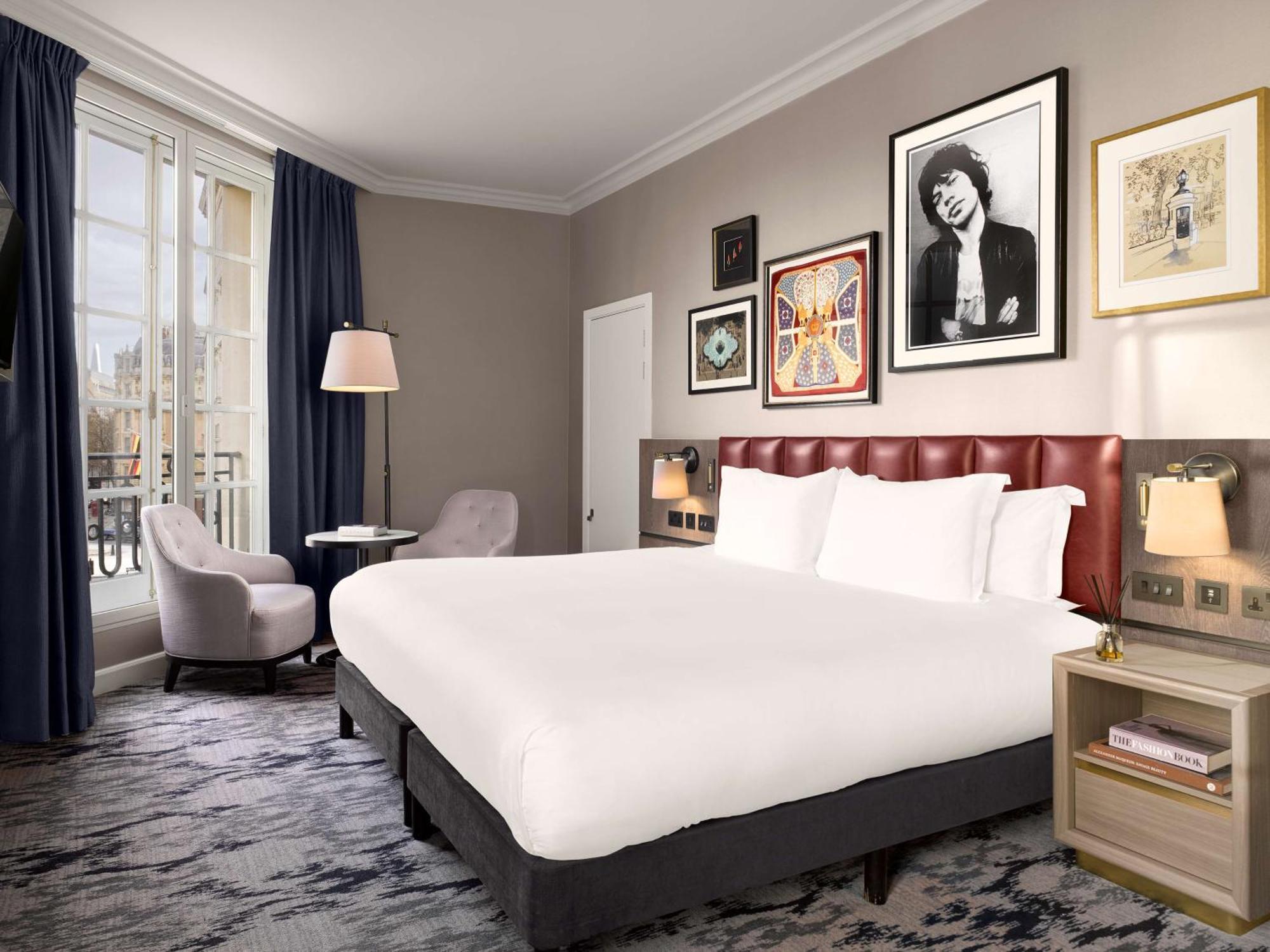 The Trafalgar St. James, Curio Collection By Hilton Hotell