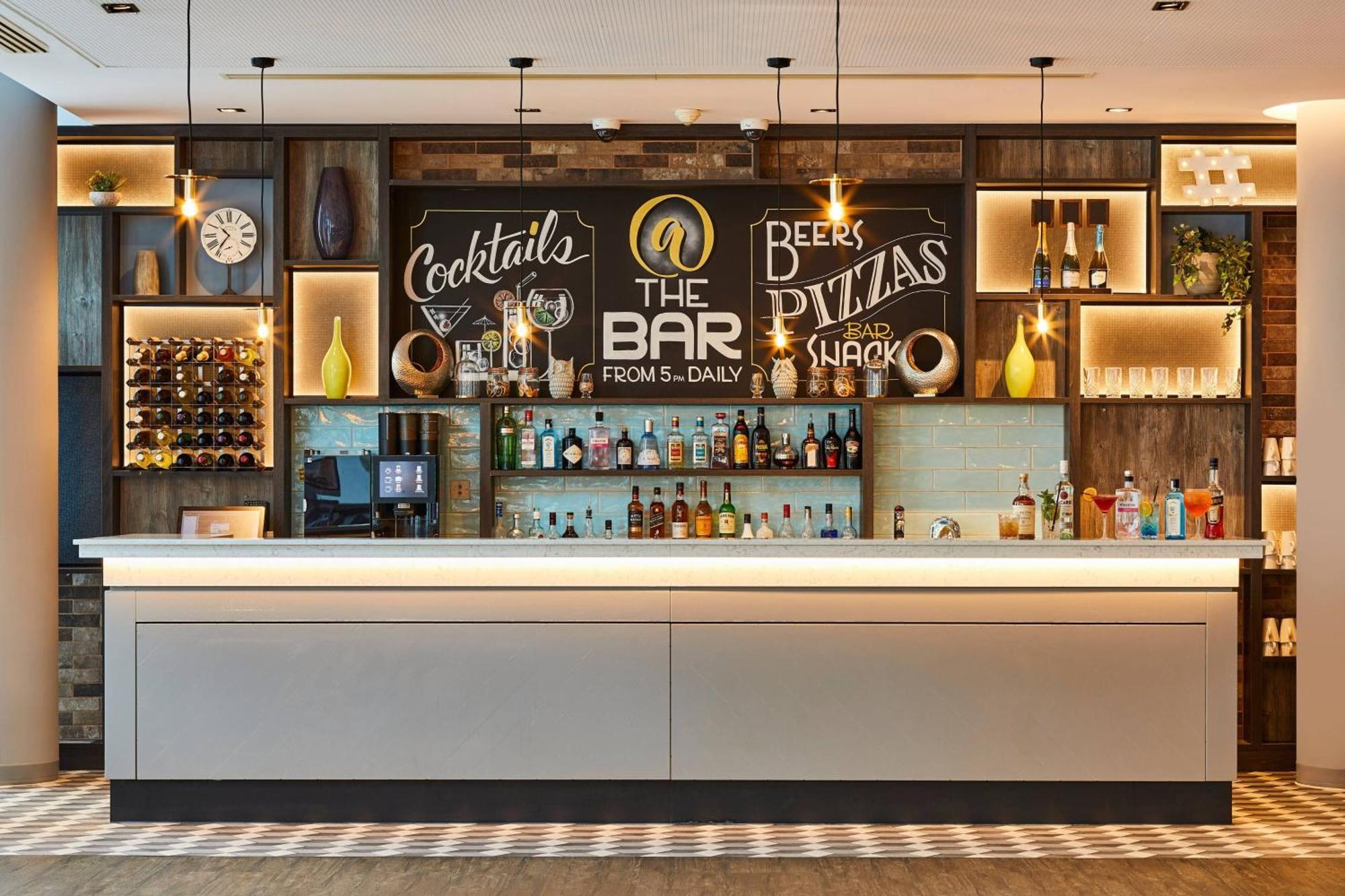 By Marriott Kensington 4* Londres