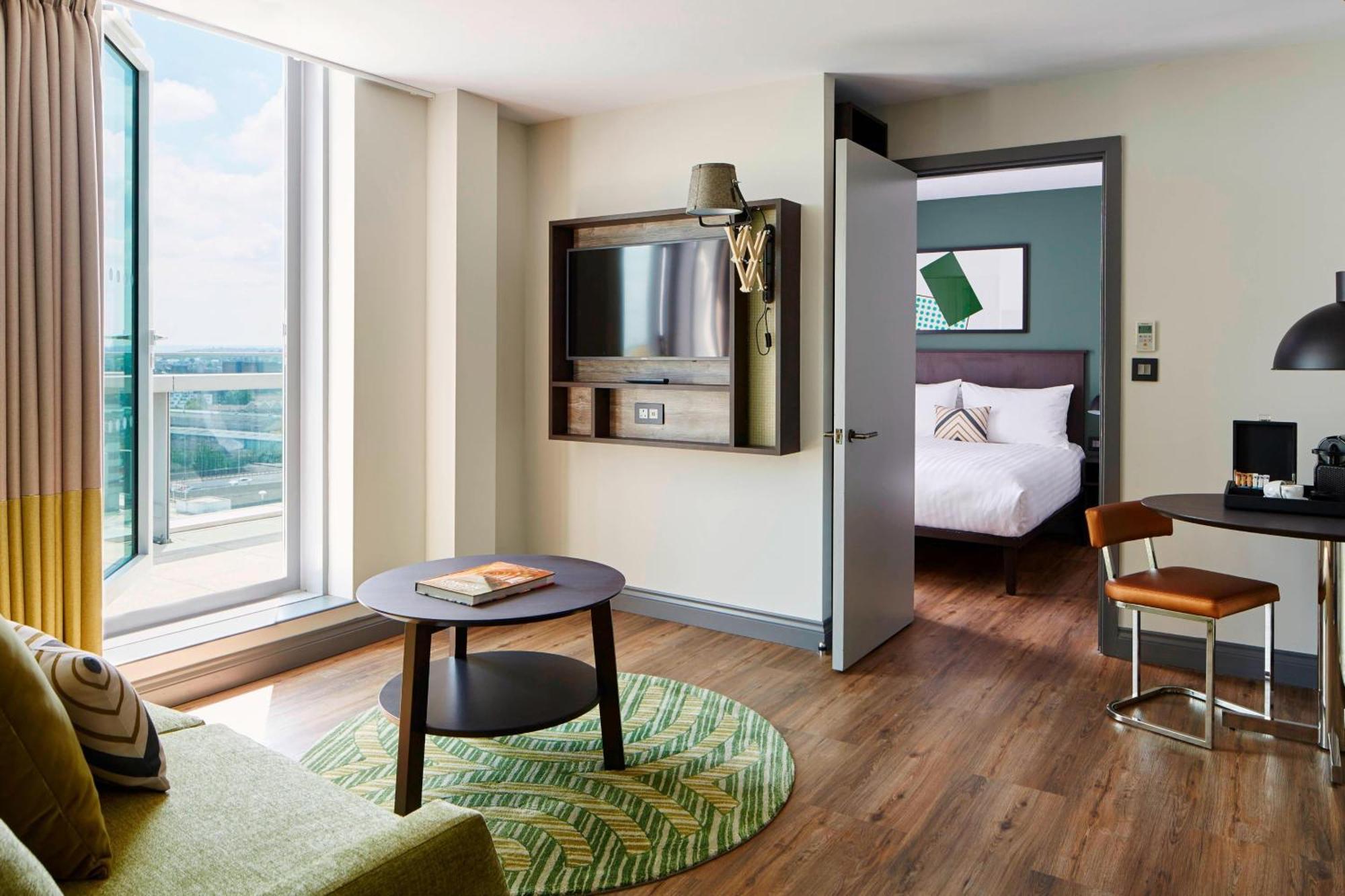 Hotel By Marriott Kensington