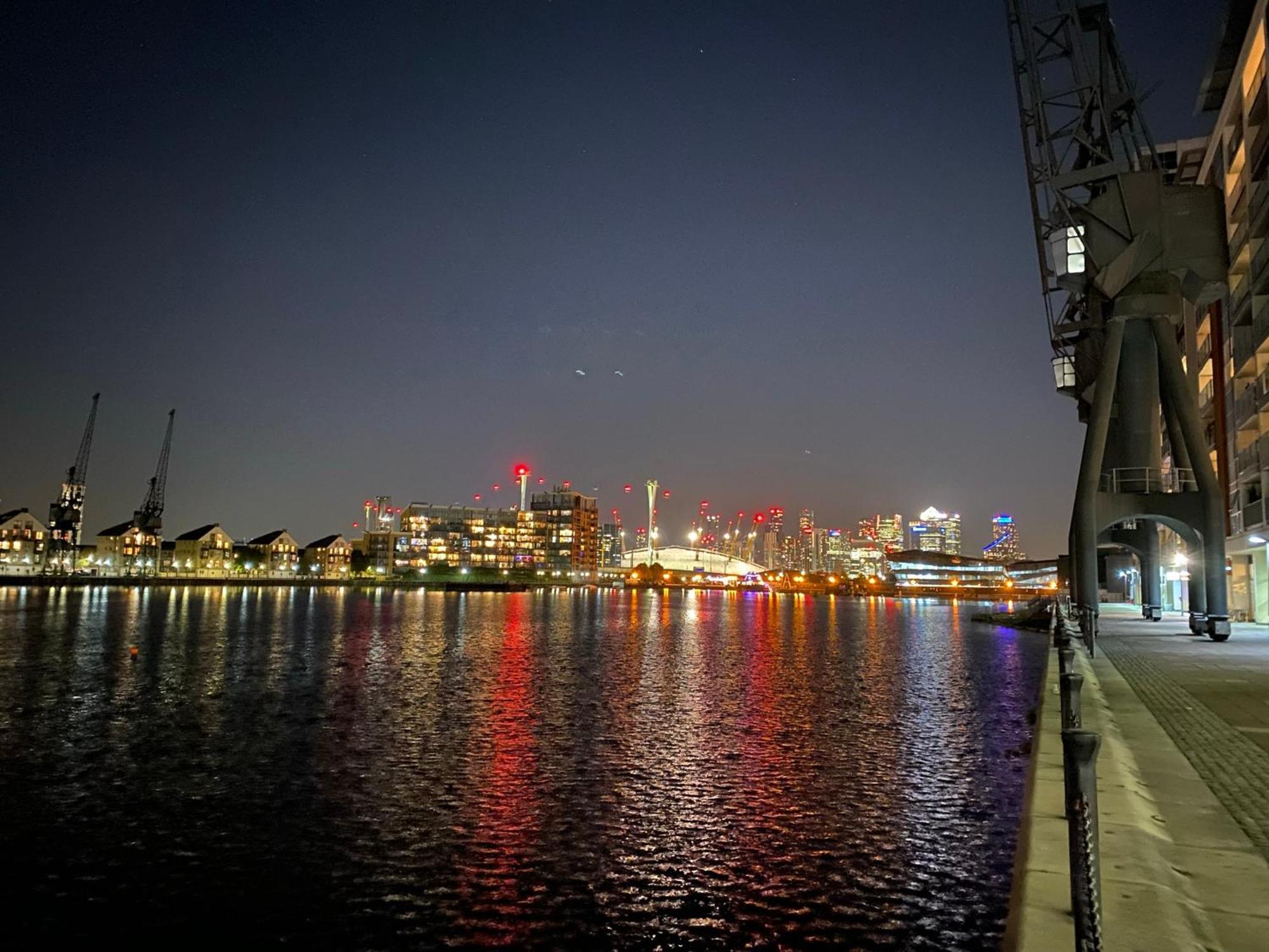Leilighet Excel 5min Custom House Station Parking Wifi Sleeps 6 London
